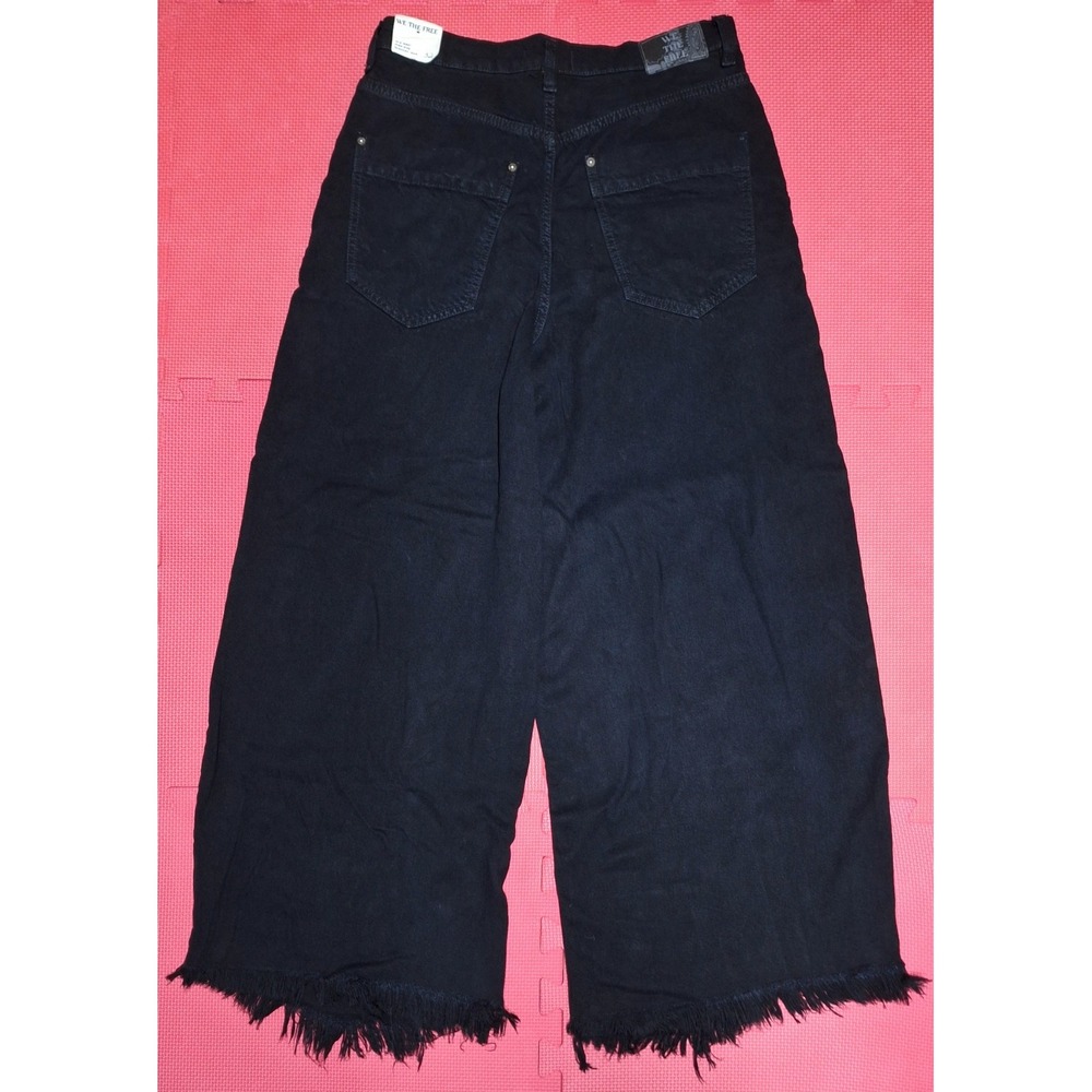 We The Free Barrel Leg Black Denim Jeans Wide Baggy High Waist Pants Woman Sz 32 - Picture 2 of 11
